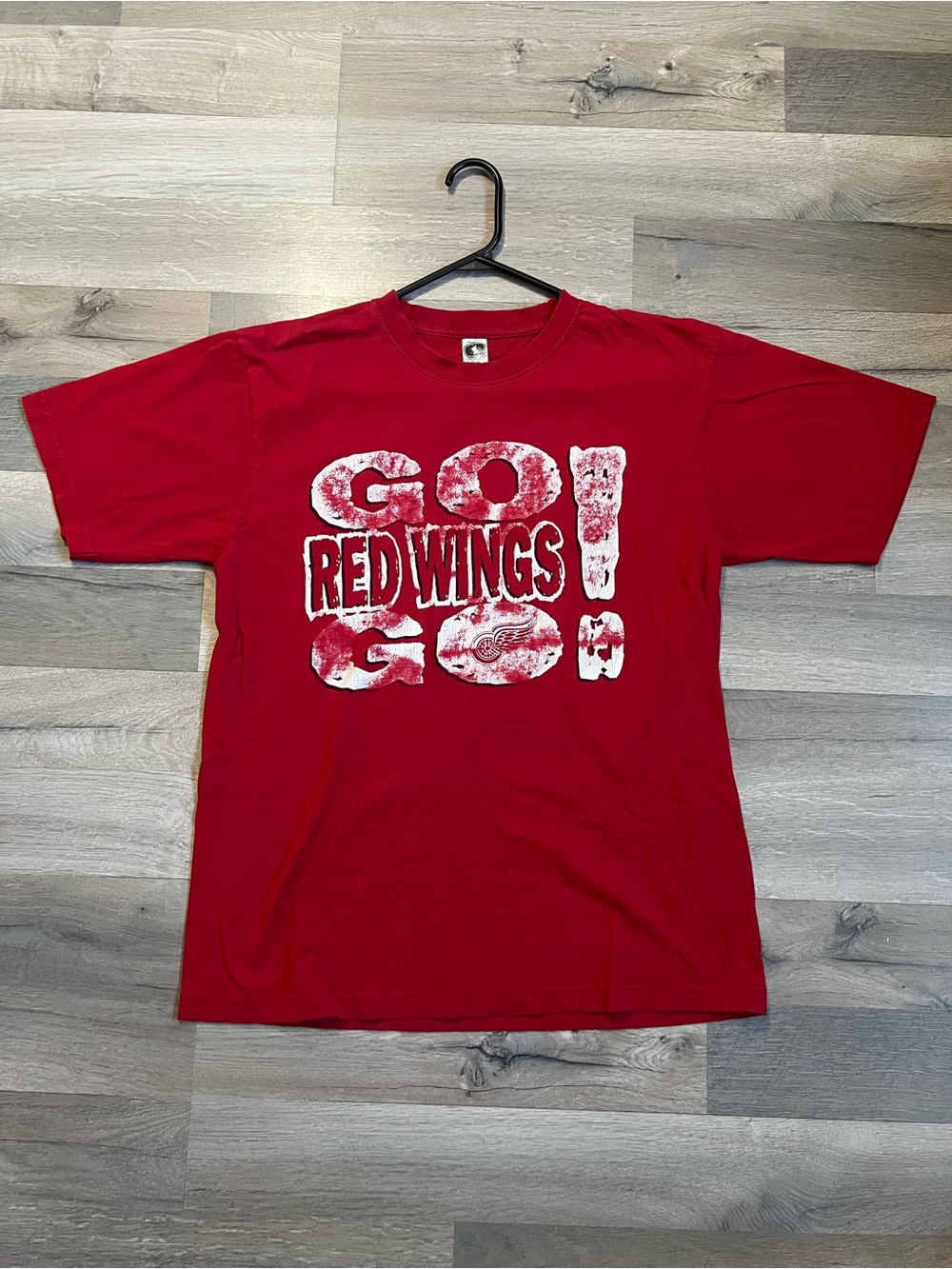 Vintage 90s Detroit Red Wings T Red Distressed Spellout Hockey Sogo Tag Canada 🏒